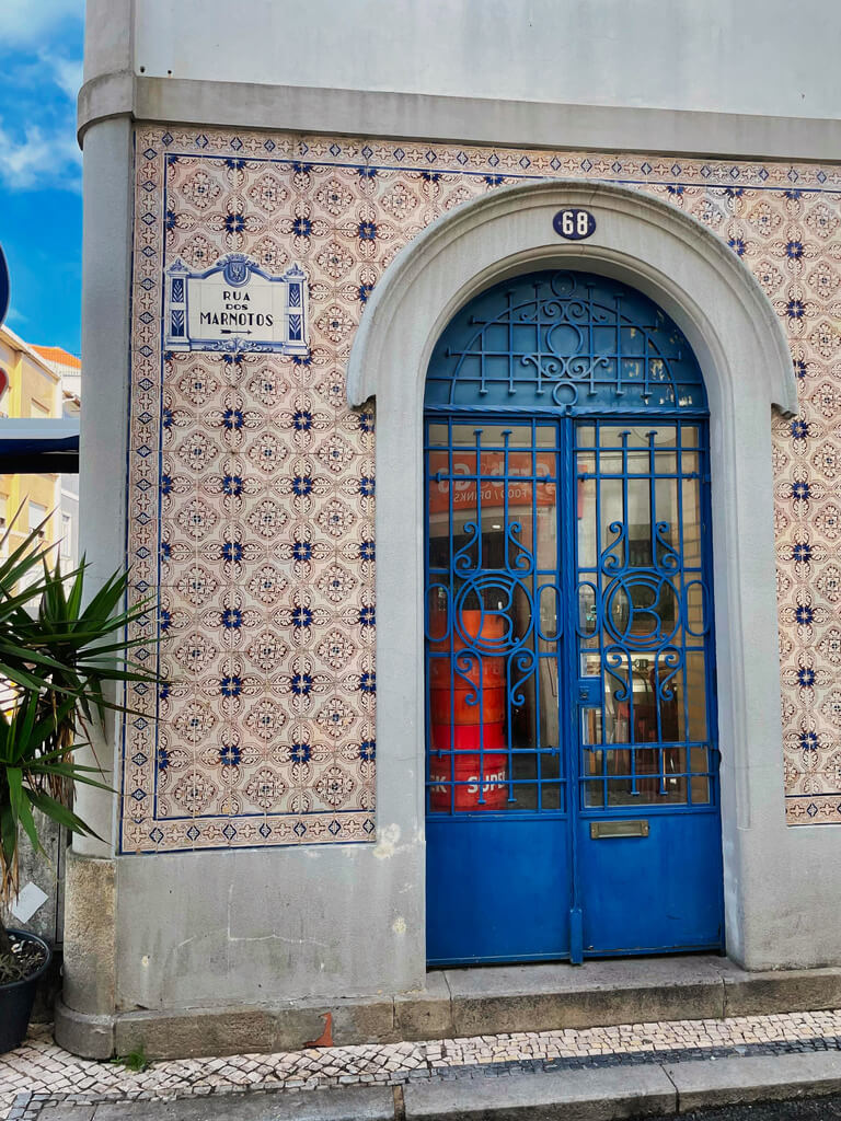 Aveiro Altstadt blaue Tür
