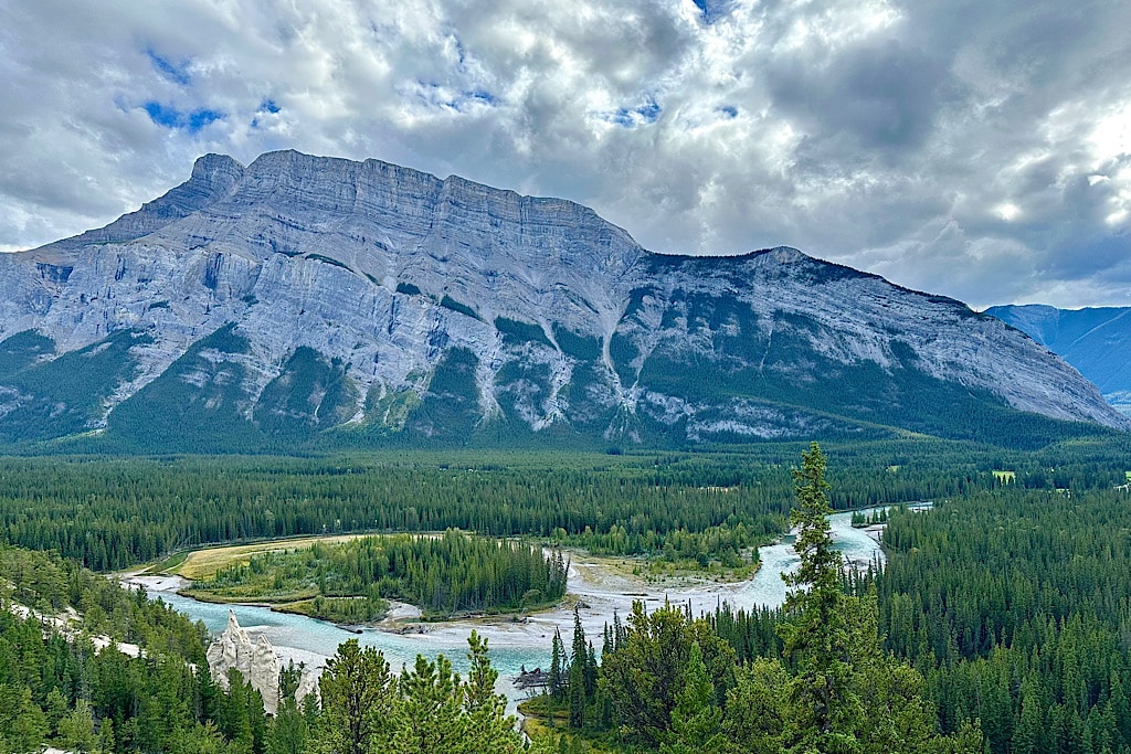 Blick vom Hoodoos Viewpoint in Banff